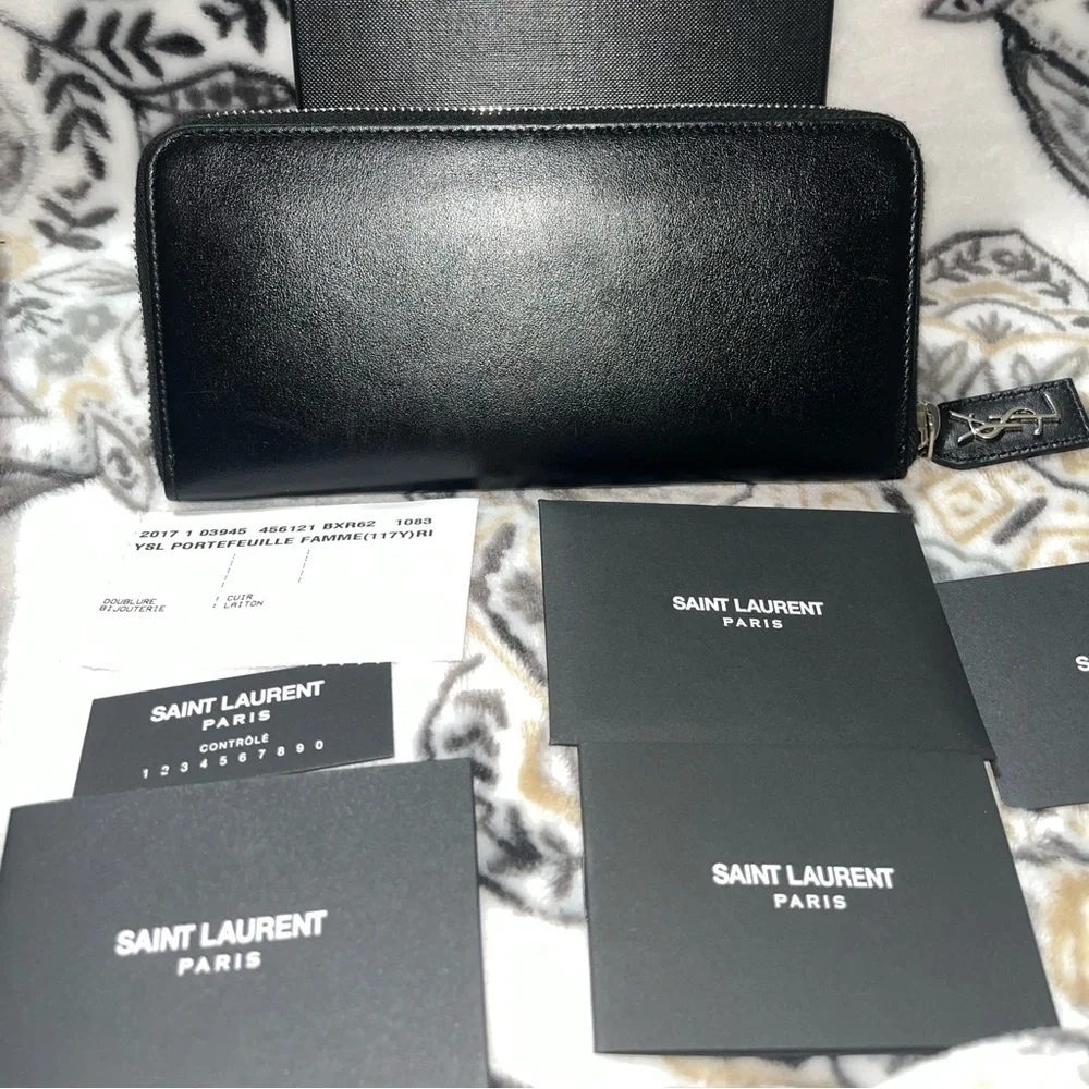 Saint Laurent Paris Love Patch Women’s Leather Wallet - Picture 11 of 16